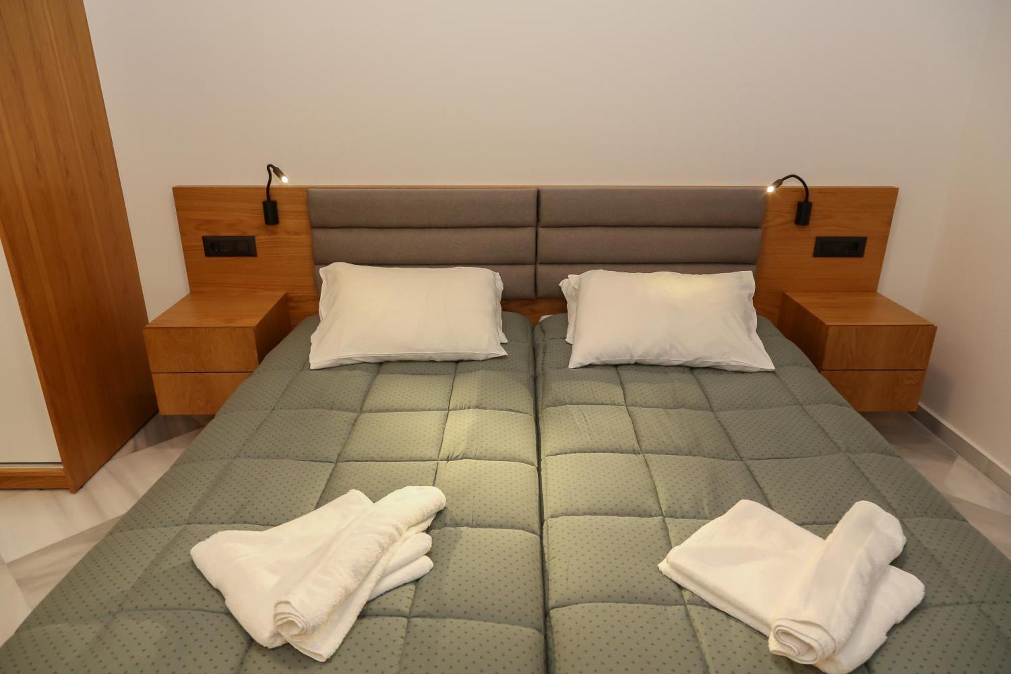 Heaven Apartments Agia Marina  Ngoại thất bức ảnh