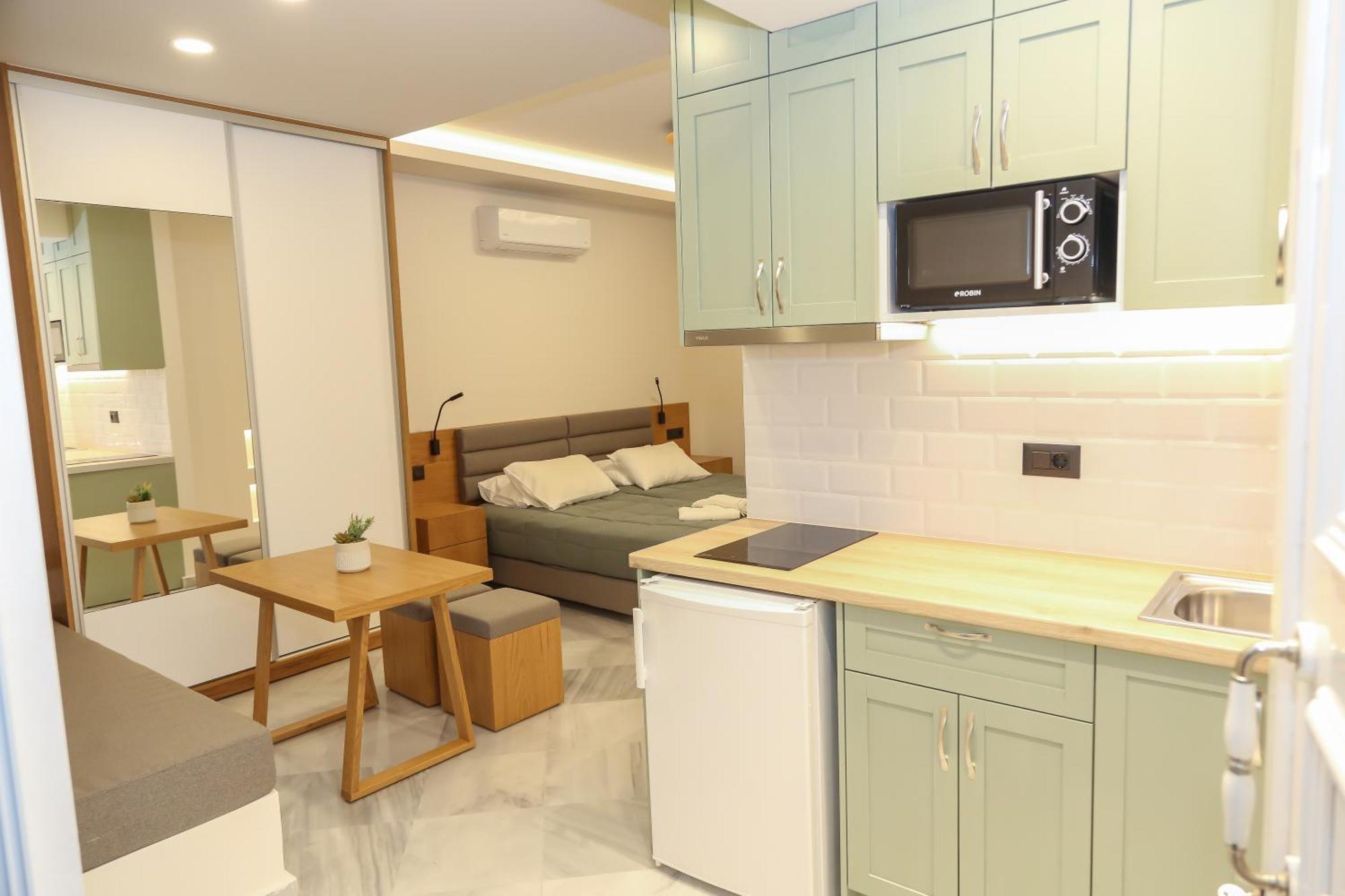 Heaven Apartments Agia Marina  Ngoại thất bức ảnh