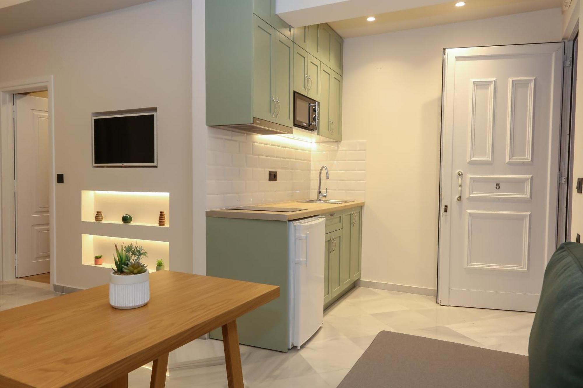 Heaven Apartments Agia Marina  Ngoại thất bức ảnh